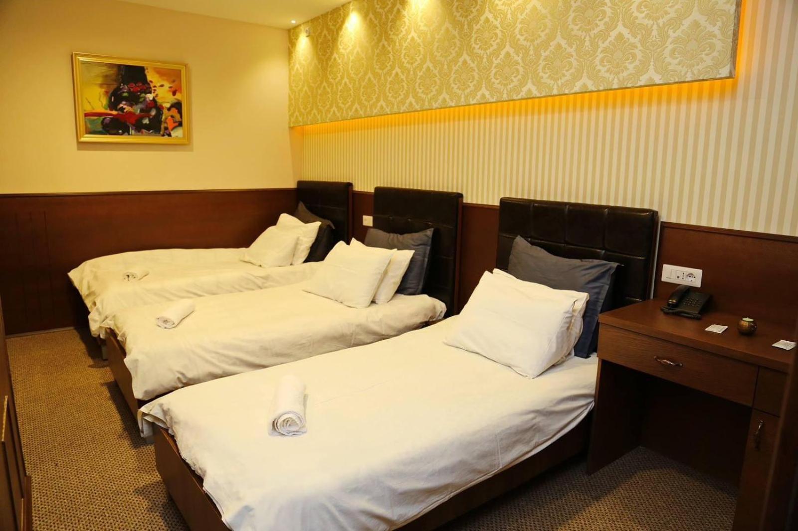 Hotel OK Prizren Buitenkant foto