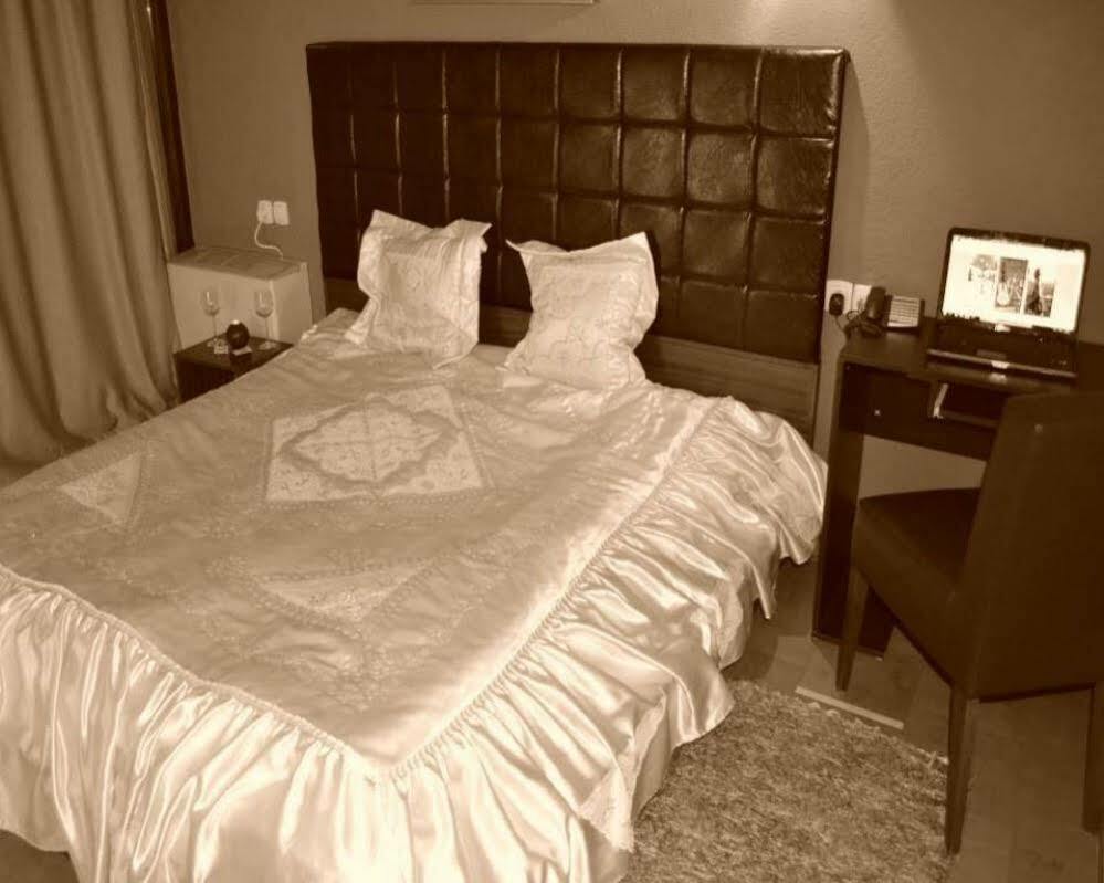 Hotel OK Prizren Buitenkant foto